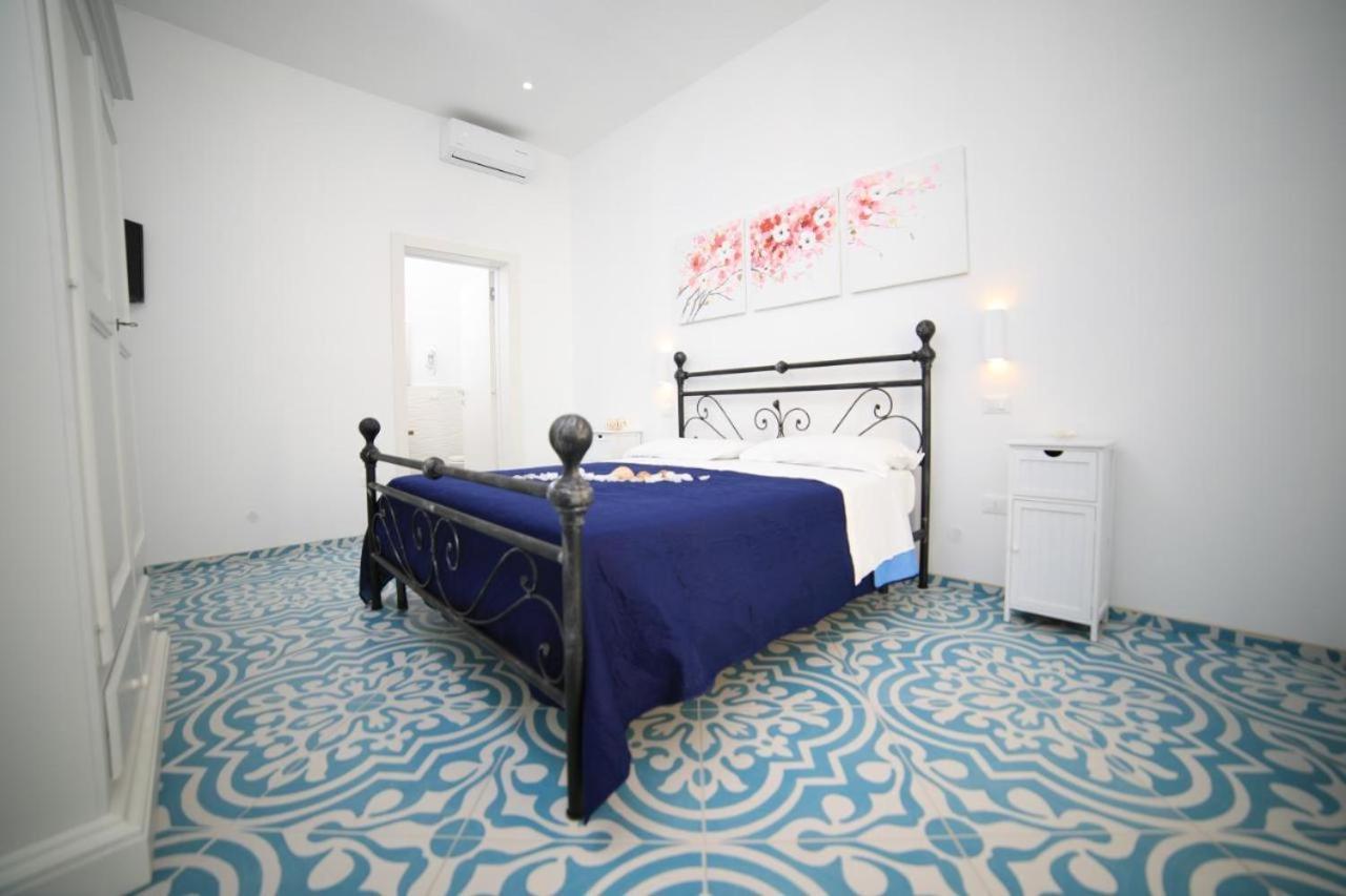 White Aurora Rooms Porto Cesareo Bagian luar foto