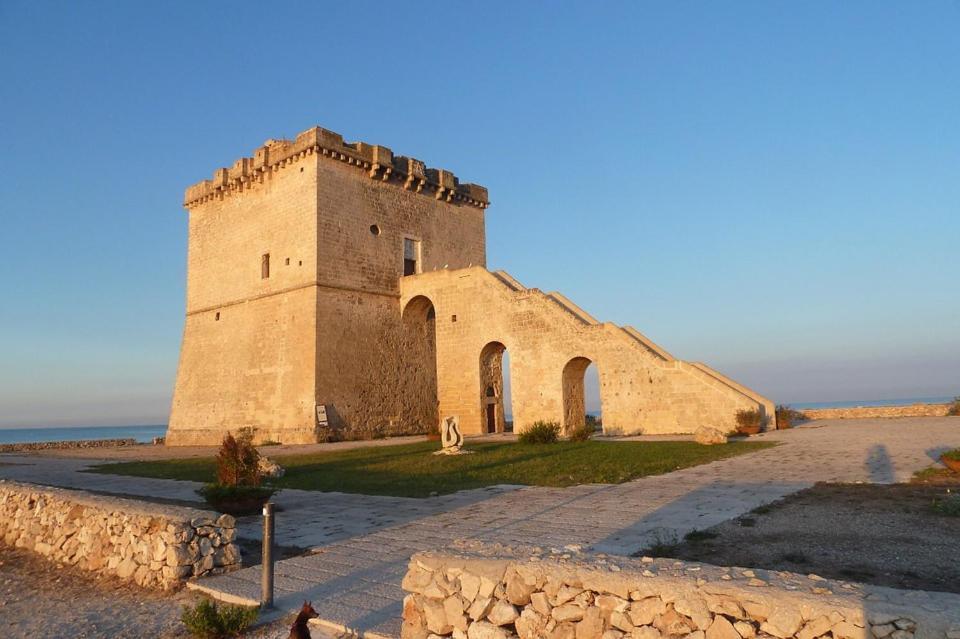 White Aurora Rooms Porto Cesareo Bagian luar foto