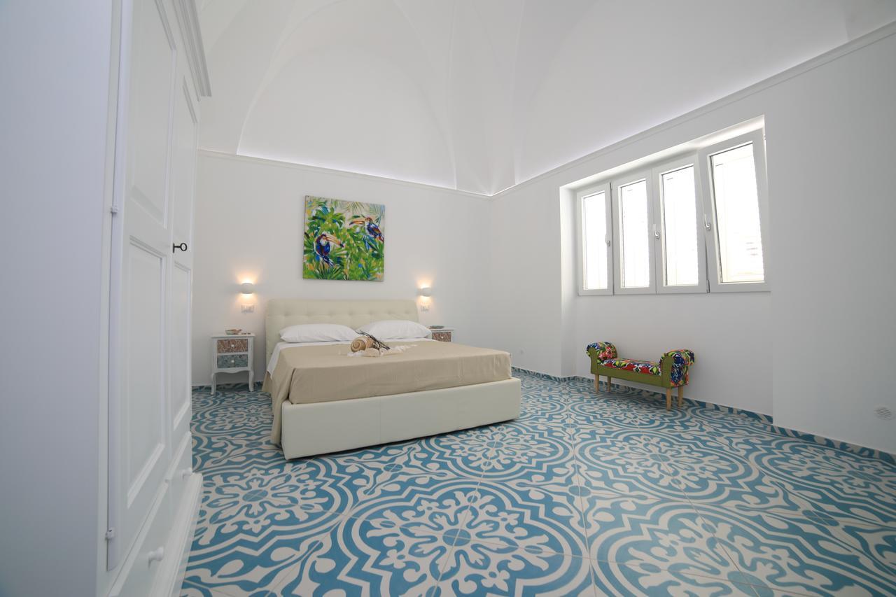 White Aurora Rooms Porto Cesareo Bagian luar foto