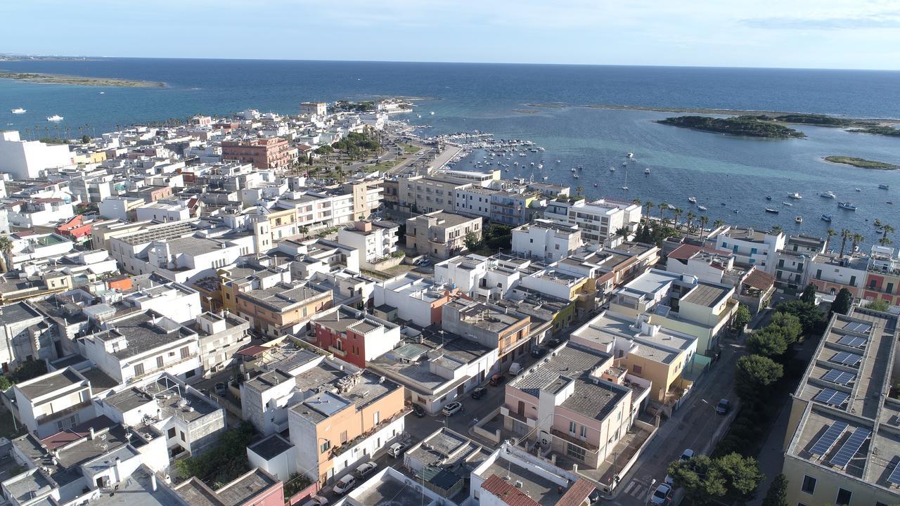 White Aurora Rooms Porto Cesareo Bagian luar foto