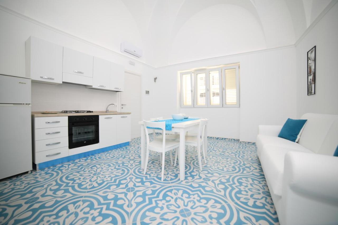 White Aurora Rooms Porto Cesareo Bagian luar foto